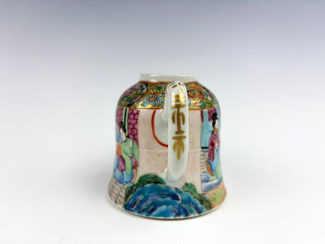 古玩陶瓷清晚期·西廂記人物故事茶壺拍賣，當前價格0元