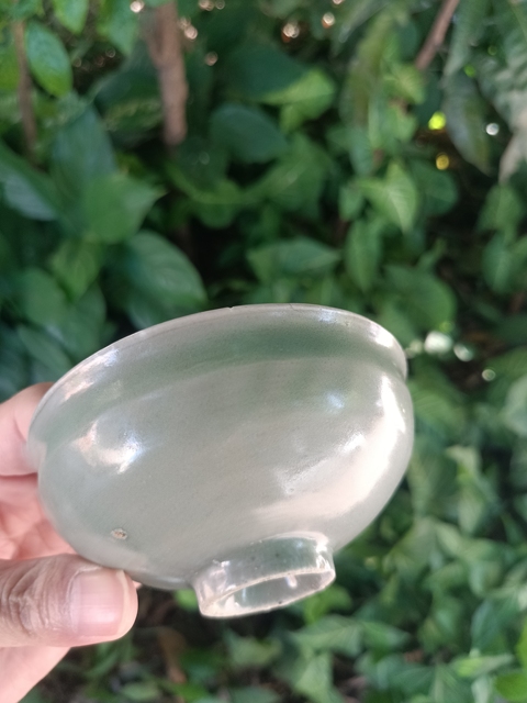 古玩陶瓷南宋龍泉青瓷束口盞拍賣，當(dāng)前價(jià)格50000元