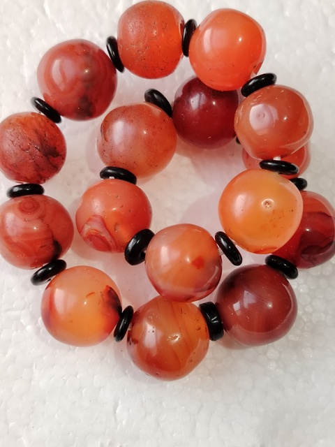 古玩玉器老紅瑪瑙珠手串拍賣，當(dāng)前價(jià)格288元