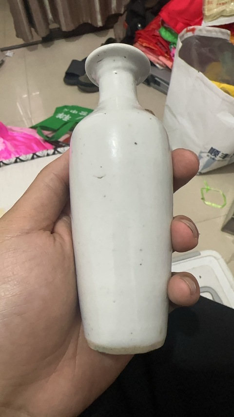 古玩陶瓷清晚期粉彩天官賜福柳葉瓶真品鑒賞圖