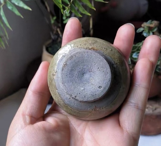 古玩陶瓷龍泉青瓷杯真品鑒賞圖