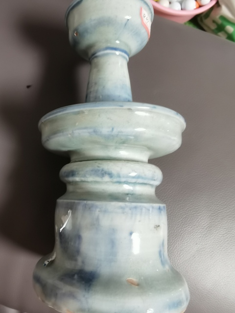 古玩陶瓷青花燈臺真品鑒賞圖