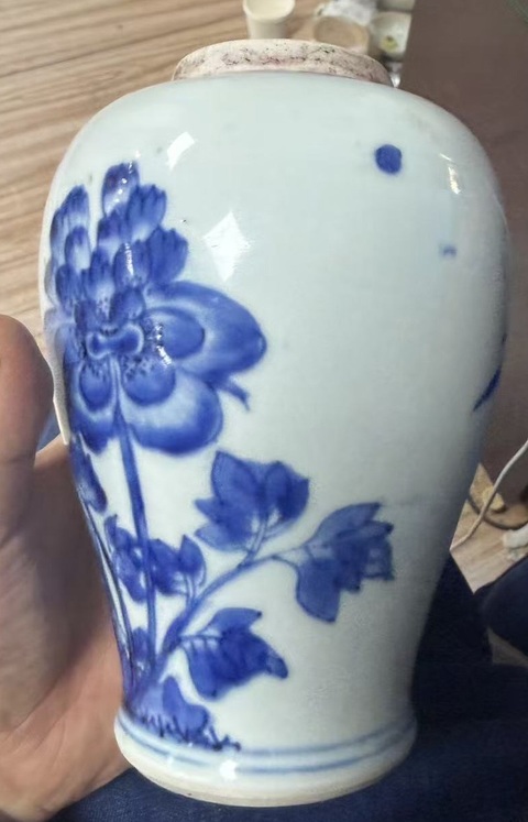 古玩陶瓷清早期花鳥紋青花器真品鑒賞圖