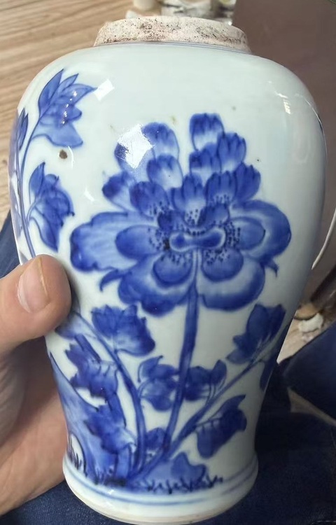 古玩陶瓷清早期花鳥紋青花器真品鑒賞圖