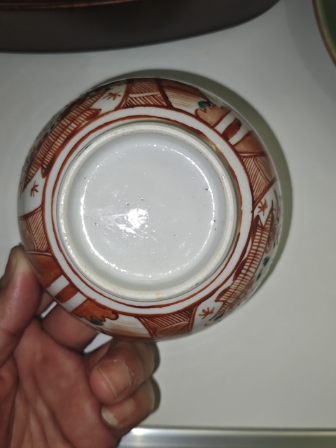古玩陶瓷紅綠彩碗真品鑒賞圖