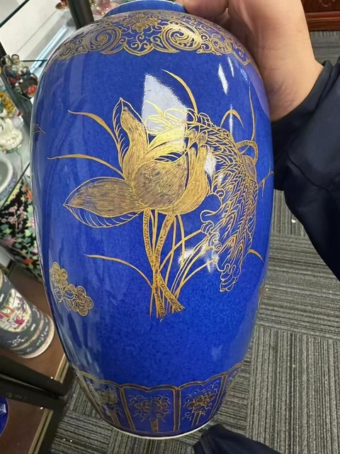 古玩陶瓷晚清灑藍(lán)描金罐真品鑒賞圖