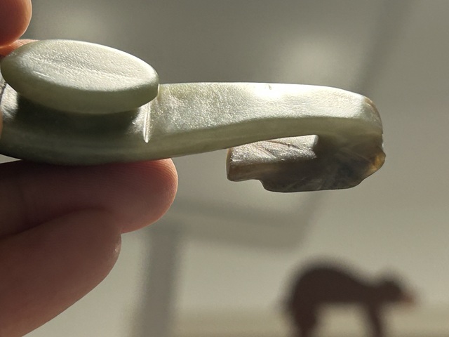 古玩玉器和田玉雕“龍首帶鉤”真品鑒賞圖