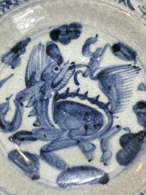 古玩陶瓷麒麟望月青花盤真品鑒賞圖