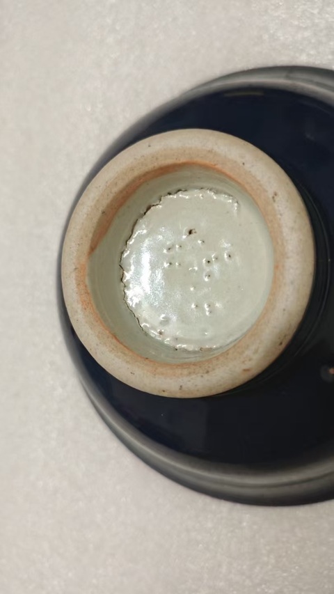 古玩陶瓷霽藍釉高足杯真品鑒賞圖