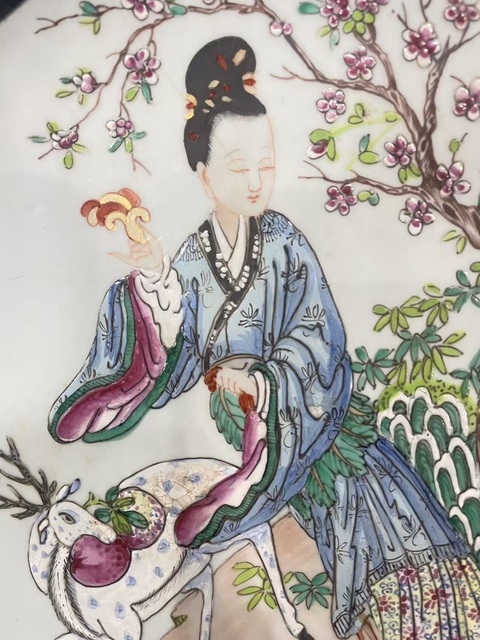 古玩陶瓷粉彩人物故事盤真品鑒賞圖