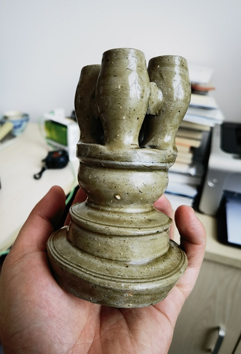 古玩陶瓷越窯青瓷四管香插拍賣，當前價格12800元