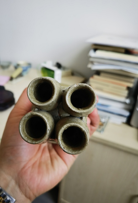 古玩陶瓷越窯青瓷四管香插拍賣，當前價格12800元