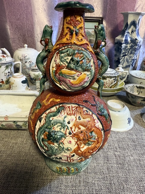 古玩陶瓷創匯粉彩堆塑龍紋葫蘆瓶拍賣，當前價格3888元