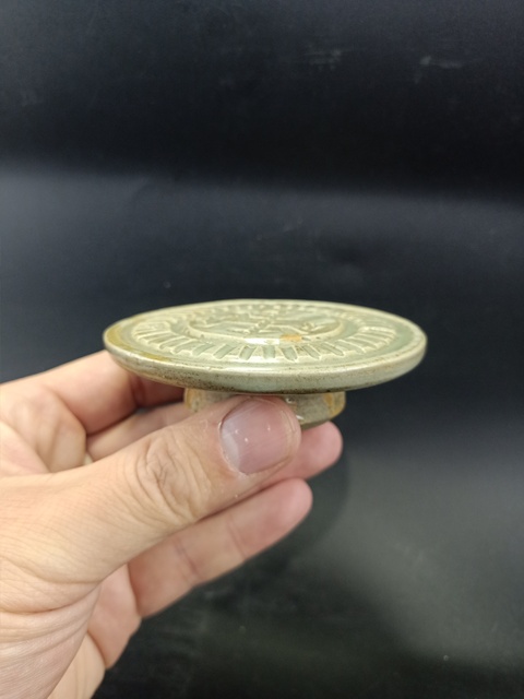 古玩陶瓷龍泉青釉壽字印模真品鑒賞圖