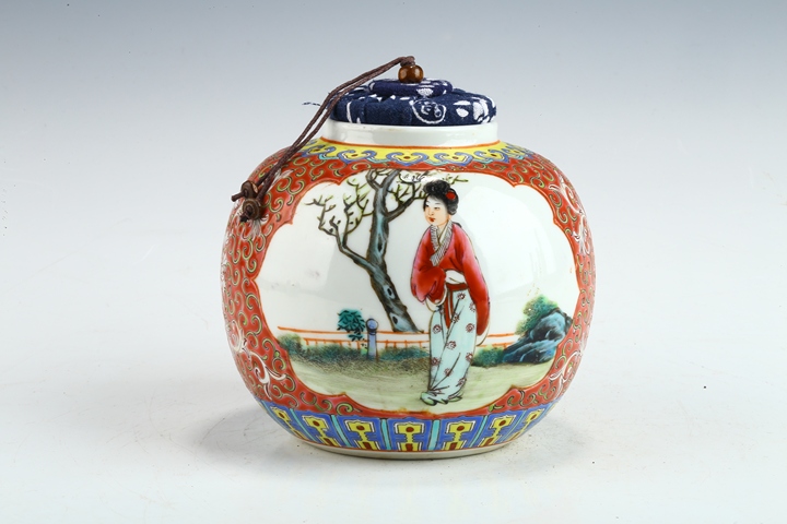 古玩陶瓷民國(guó)·胭脂紅地粉彩開(kāi)窗仕女?huà)霊蚣y罐真品鑒賞圖