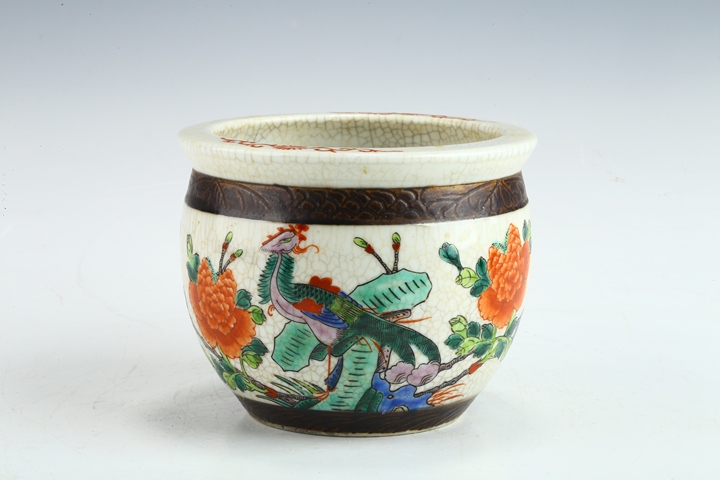 古玩陶瓷清末民初·哥釉五彩鳳凰牡丹紋案缸真品鑒賞圖