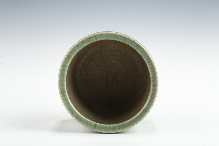 古玩陶瓷清中·哥釉筒式三足爐拍賣，當前價格576元