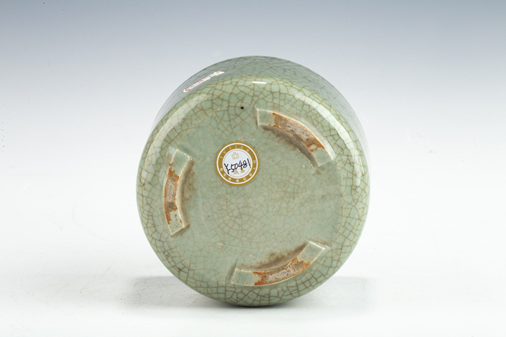 古玩陶瓷清中·哥釉筒式三足爐拍賣，當前價格576元