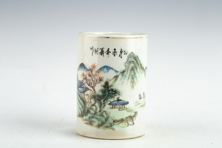 古玩陶瓷民國(guó)·淺絳彩山水紋筆筒拍賣，當(dāng)前價(jià)格2999元