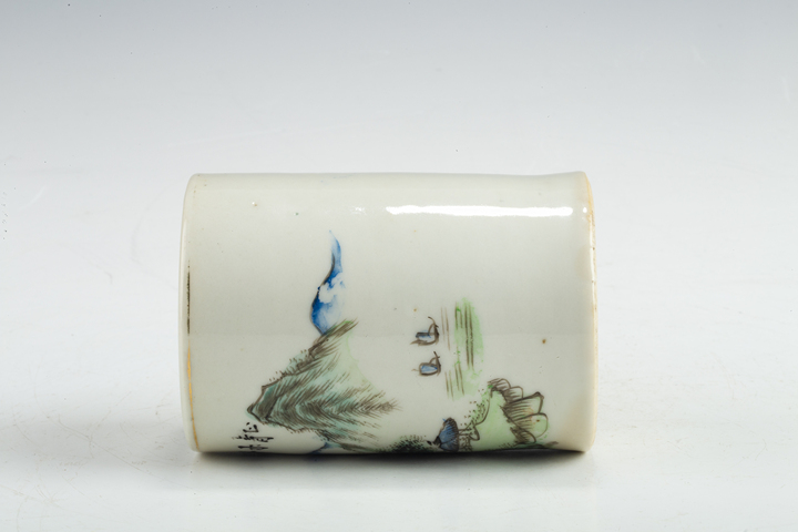 古玩陶瓷民國(guó)·淺絳彩山水紋筆筒拍賣，當(dāng)前價(jià)格2999元