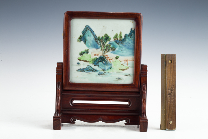 古玩陶瓷清中·粉彩山水紋瓷板插屏真品鑒賞圖