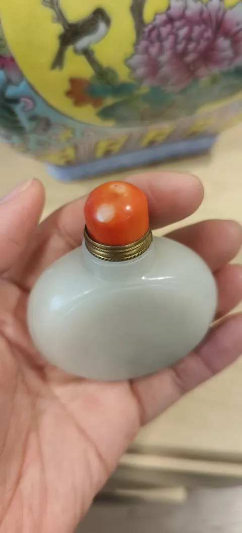 古玩玉器仿古玉煙壺真品鑒賞圖