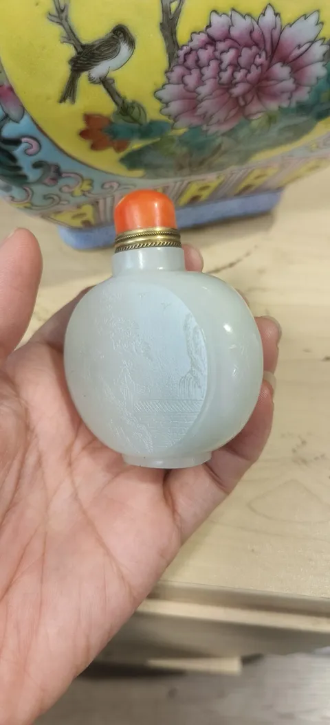 古玩玉器仿古玉煙壺真品鑒賞圖