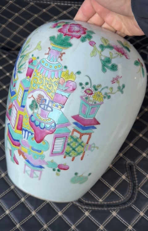 古玩陶瓷粉彩花鳥紋罐真品鑒賞圖