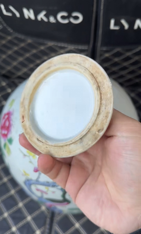 古玩陶瓷粉彩花鳥紋罐真品鑒賞圖