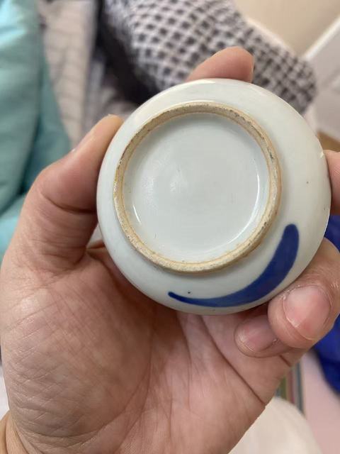 古玩陶瓷青花山水人物印盒真品鑒賞圖