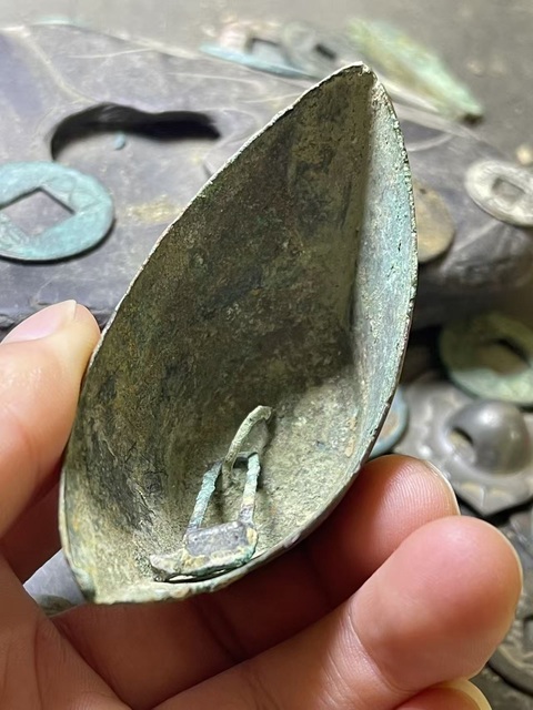 古玩銅器漢代·乳釘紋鈴鐺真品鑒賞圖