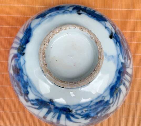 古玩陶瓷青花荷塘鴛鴦紋碗真品鑒賞圖