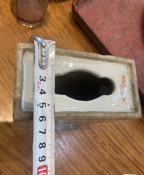 古玩陶瓷清晚期 粉彩人物紋書擋真品鑒賞圖