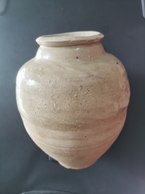 古玩陶瓷青釉罐真品鑒賞圖