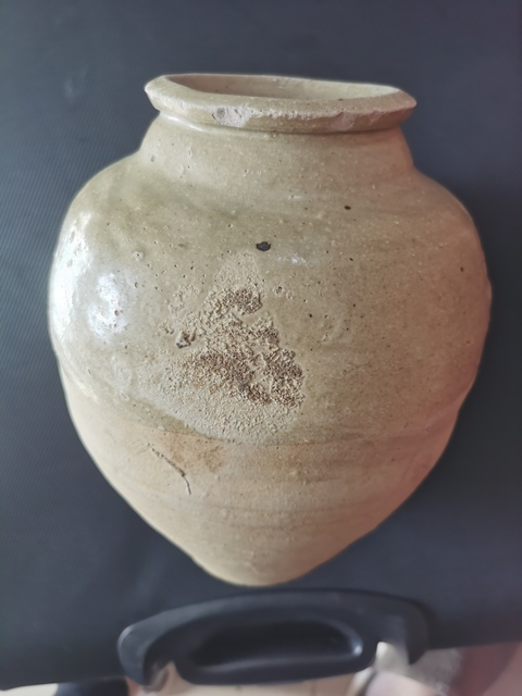 古玩陶瓷青釉罐真品鑒賞圖