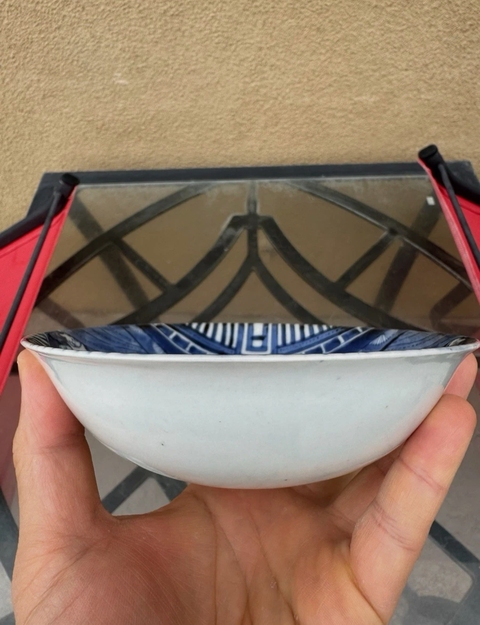 古玩陶瓷日本明治青花人物故事淺碗真品鑒賞圖