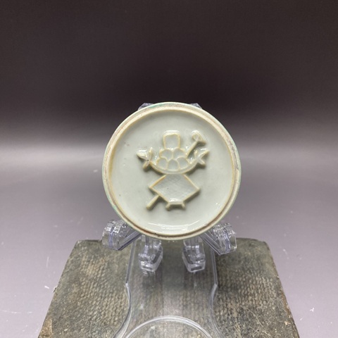 古玩陶瓷民國·爐鈞釉·印泥盒底拍賣，當前價格690元