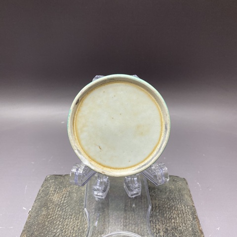 古玩陶瓷民國·爐鈞釉·印泥盒底拍賣，當前價格690元