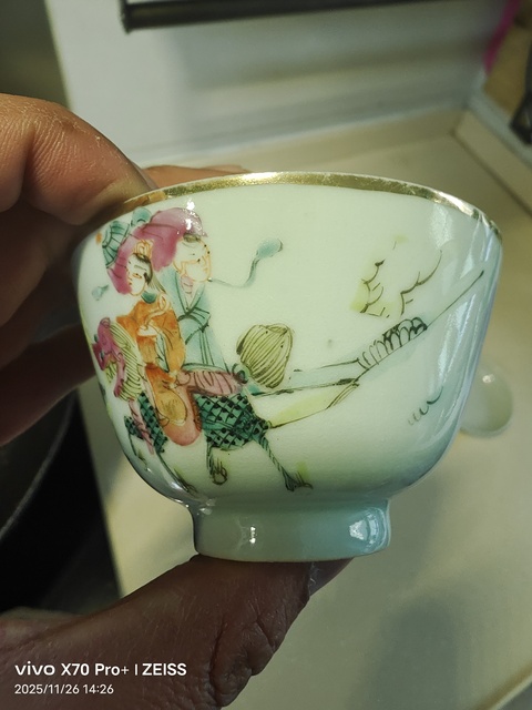 古玩陶瓷民國粉彩蓋碗真品鑒賞圖