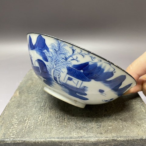 古玩陶瓷清晚期·玩玉款山水詩紋青花碗拍賣，當前價格2460元