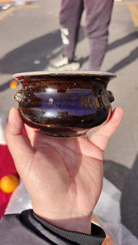 古玩陶瓷烏金釉獅耳爐真品鑒賞圖