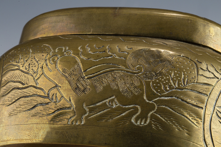 古玩銅器民國·銅刻瑞獸紋手爐真品鑒賞圖