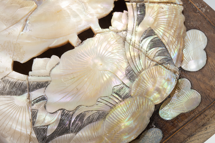 古玩雜項民國·木嵌螺鈿雕荷雁紋壁瓶一對真品鑒賞圖