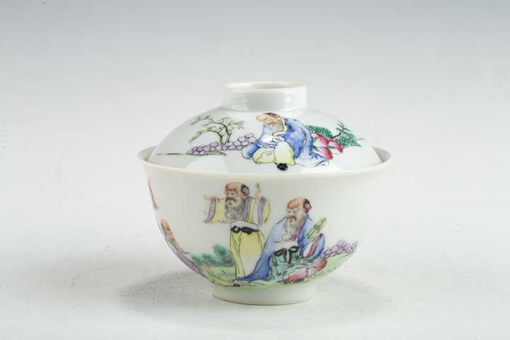 古玩陶瓷民國·粉彩五老圖蓋碗真品鑒賞圖