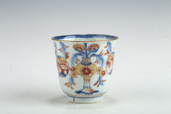 古玩陶瓷清康熙·青花礬紅描金清供花卉紋鈴鐺杯
拍賣，當前價格0元