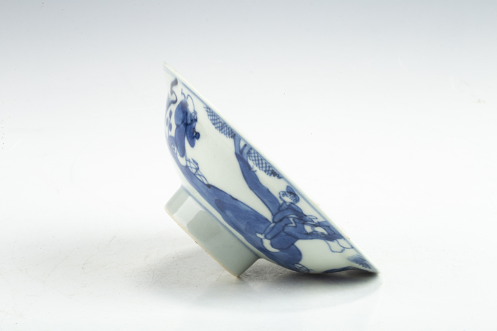 古玩陶瓷清晚·青花福祿壽三星人物紋高足碗真品鑒賞圖