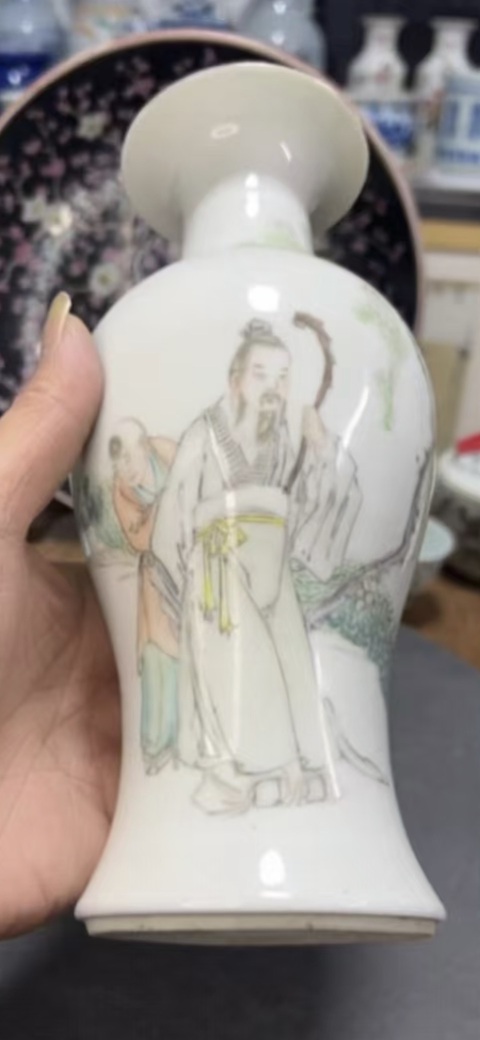 古玩陶瓷民國·淺絳彩人物故事紋觀音瓶 真品鑒賞圖