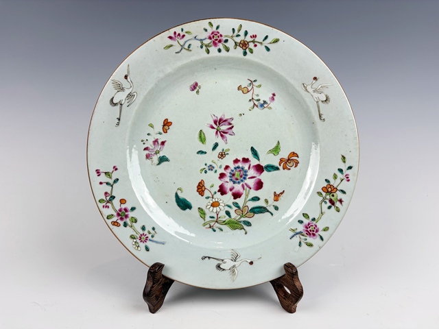 古玩陶瓷清乾隆．粉彩鶴紋折沿盤真品鑒賞圖