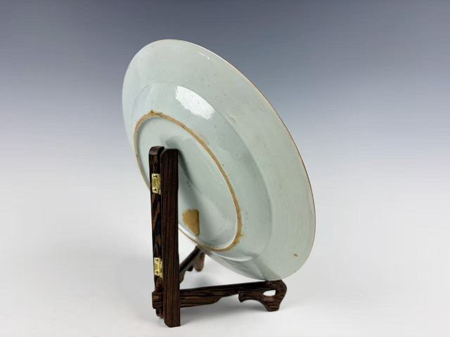 古玩陶瓷清乾隆．粉彩鶴紋折沿盤真品鑒賞圖