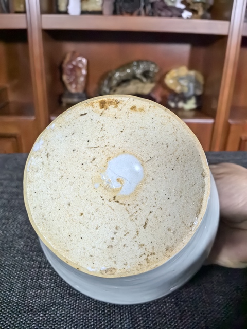 古玩陶瓷白釉罐真品鑒賞圖